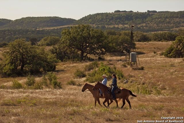Image 40 of 40 For 4747 Flat Creek