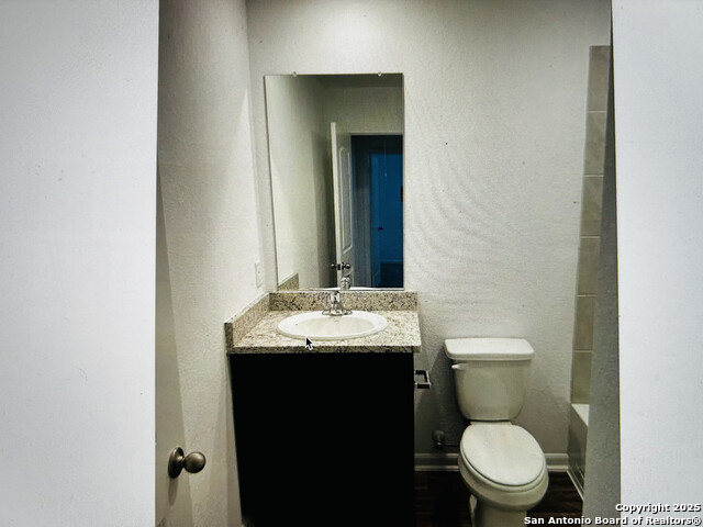 Image 15 of 16 For 10930 Chatham Ct
