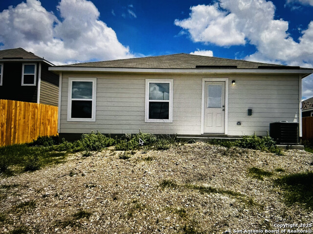 Image 16 of 16 For 10930 Chatham Ct
