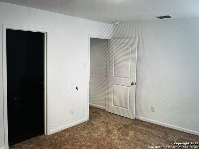Image 6 of 16 For 10930 Chatham Ct