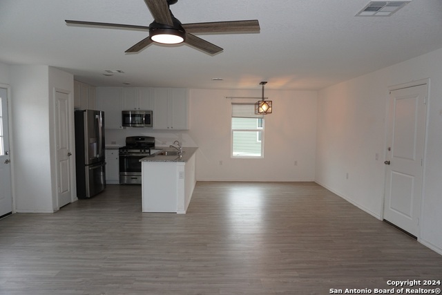 Image 11 of 32 For 7347 Rosada Way