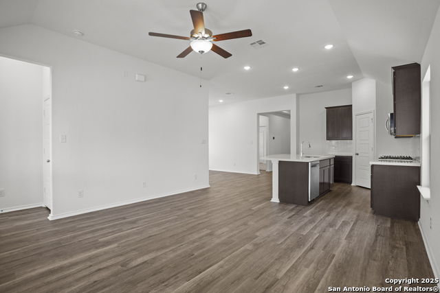 Image 14 of 29 For 10275 Bartenheim Dr