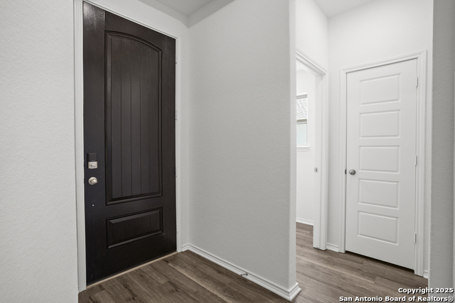 Image 5 of 29 For 10275 Bartenheim Dr