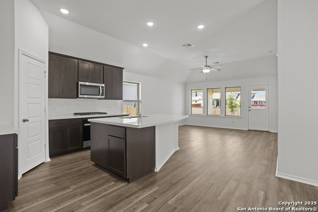 Image 8 of 29 For 10275 Bartenheim Dr