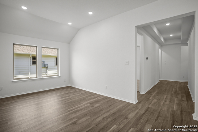 Image 9 of 29 For 10275 Bartenheim Dr