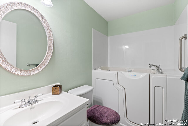 Image 12 of 27 For 652 Tamarack