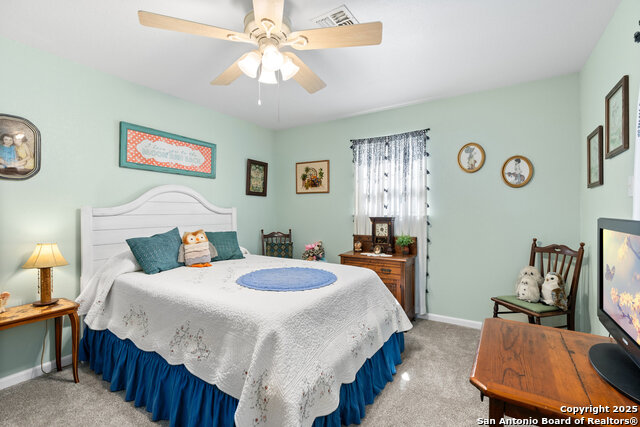 Image 14 of 27 For 652 Tamarack
