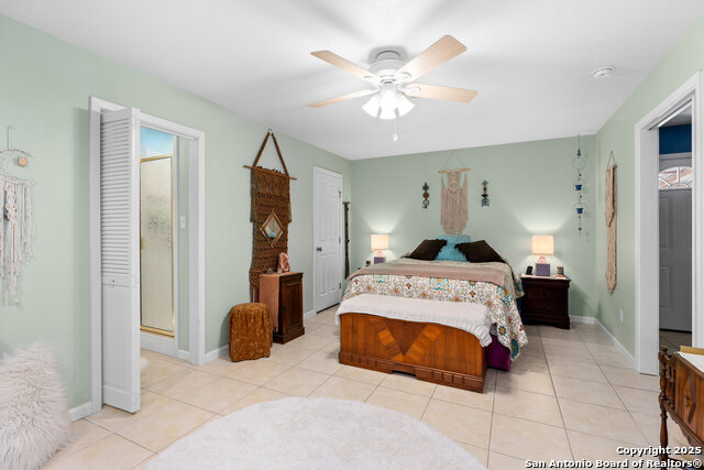 Image 21 of 27 For 652 Tamarack