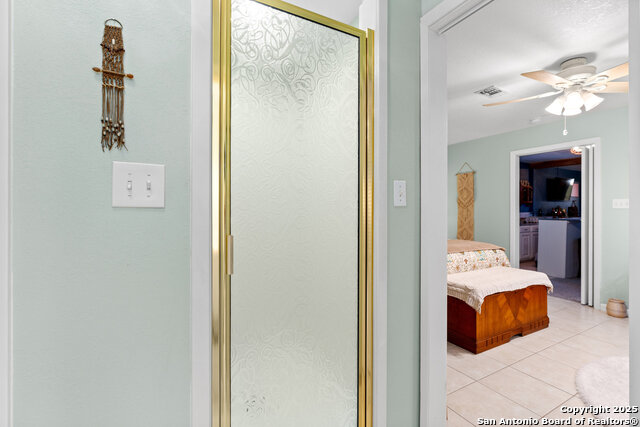 Image 24 of 27 For 652 Tamarack