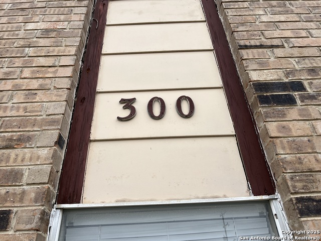 Details for 300 Moursund Blvd.  2, San Antonio, TX 78221