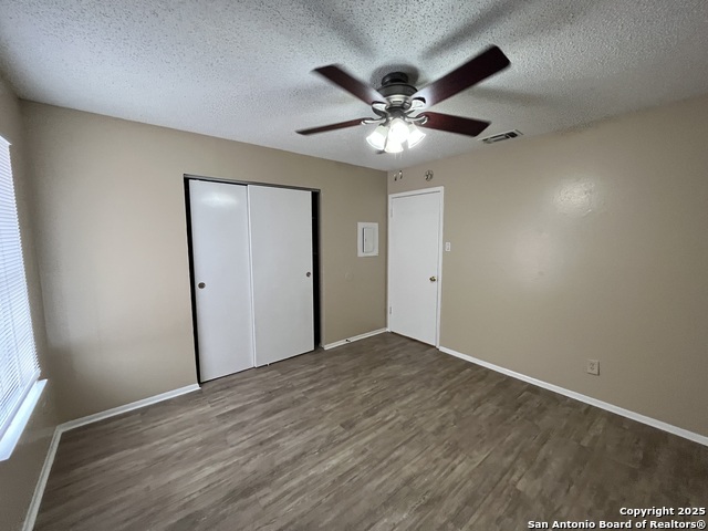Image 17 of 24 For 300 Moursund Blvd.  2