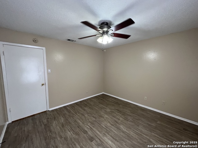 Image 18 of 24 For 300 Moursund Blvd.  2