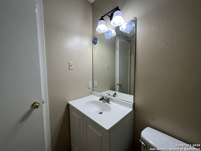 Image 24 of 24 For 300 Moursund Blvd.  2