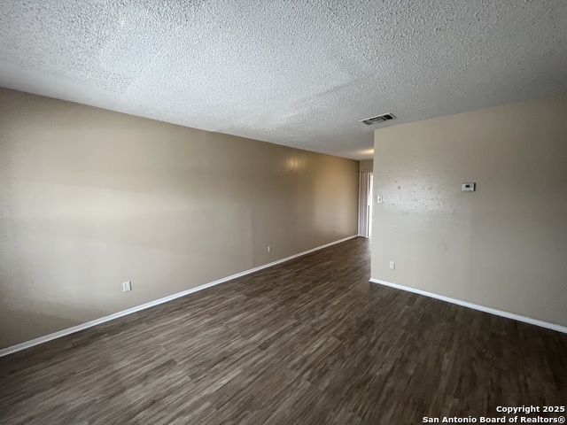 Image 5 of 24 For 300 Moursund Blvd.  2