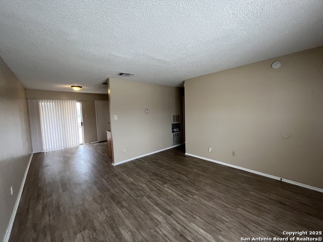 Image 6 of 24 For 300 Moursund Blvd.  2