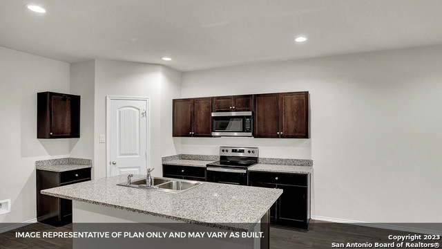 Image 5 of 28 For 21109 Watercourse Way
