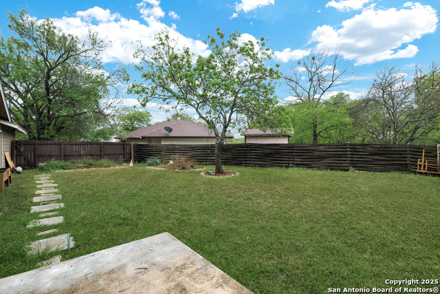 Image 24 of 27 For 8751 Timberwick