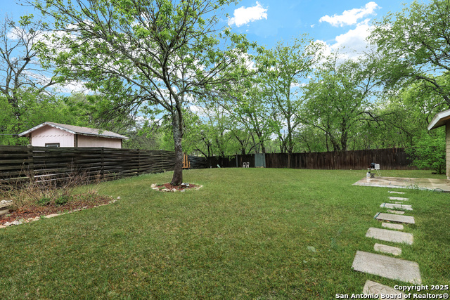 Image 25 of 27 For 8751 Timberwick
