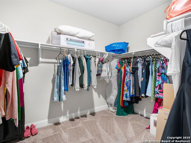 Listing photo id 20 for 997 Carriage Loop
