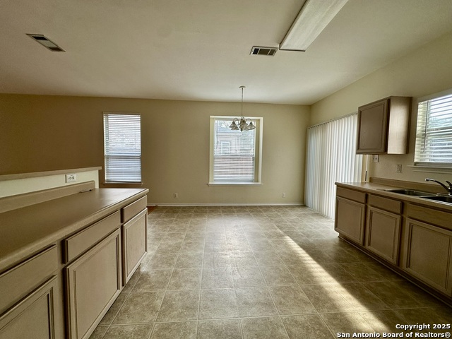 Image 11 of 14 For 2823 Encino Frst