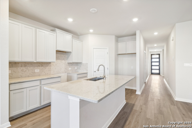Image 7 of 21 For 2806 Clemente Way
