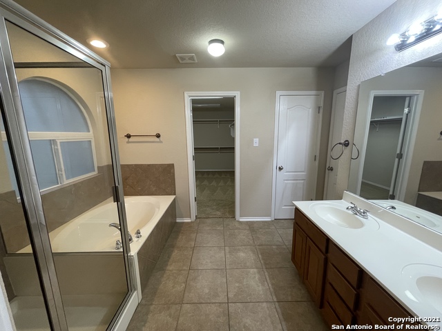 Image 26 of 30 For 309 Hazeltine Way