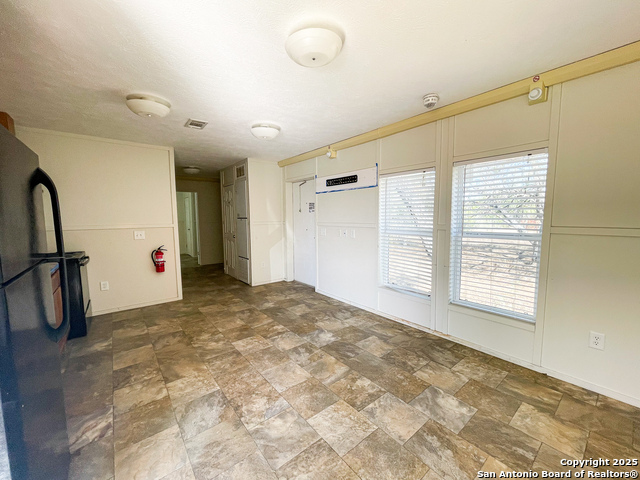 Image 11 of 25 For 18234 Benton City Rd