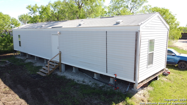 Image 5 of 25 For 18234 Benton City Rd