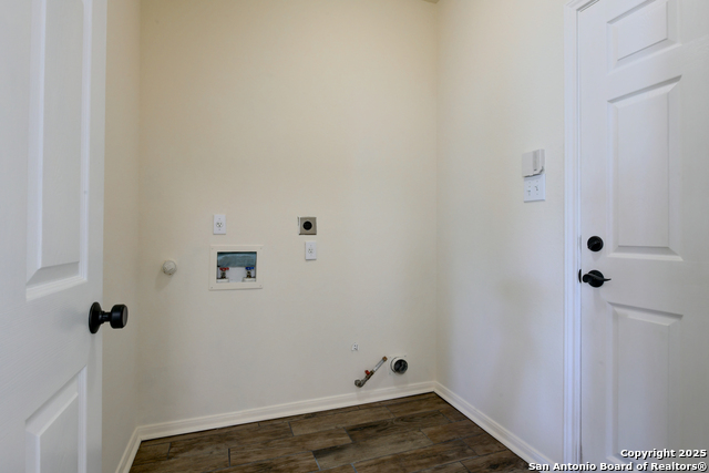 Image 12 of 43 For 7609 Highland Park