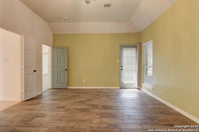 Image 14 of 43 For 7609 Highland Park