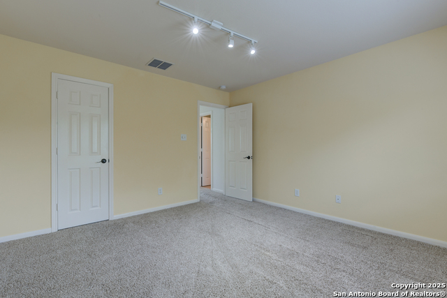 Image 26 of 43 For 7609 Highland Park