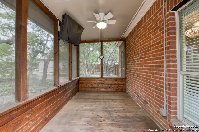 Image 29 of 43 For 7609 Highland Park
