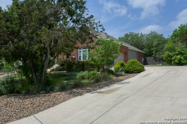 Image 34 of 43 For 7609 Highland Park