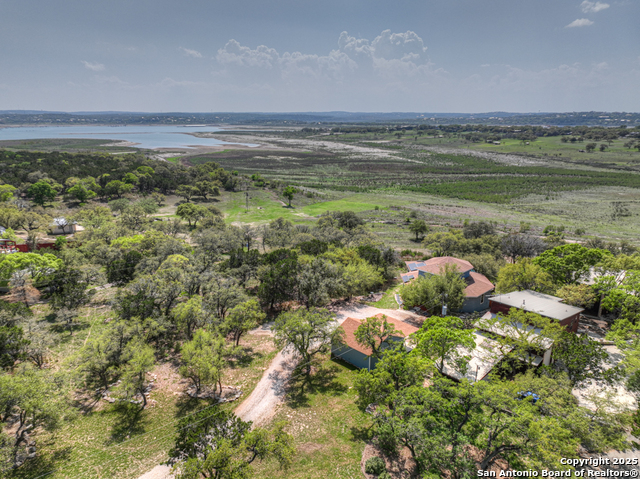 Image 72 of 73 For 3811 Potters Creek