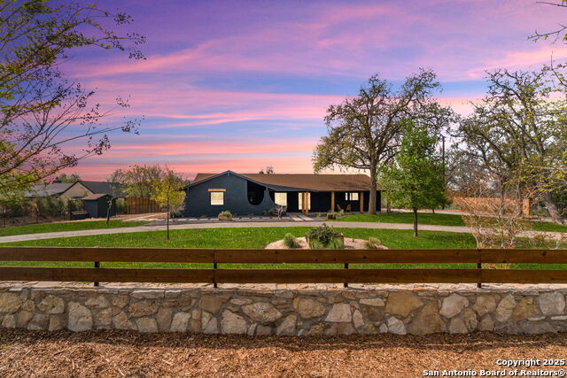 Details for 1016 Sparkman Dr, Boerne, TX 78006