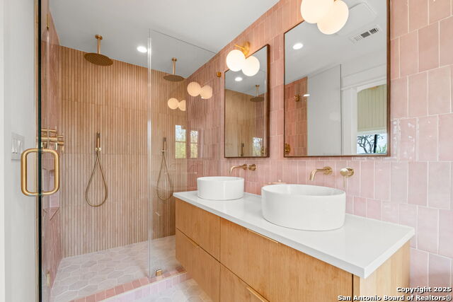 Image 30 of 52 For 1016 Sparkman Dr