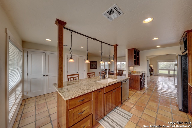 Image 17 of 76 For 647 Blue Sage Loop