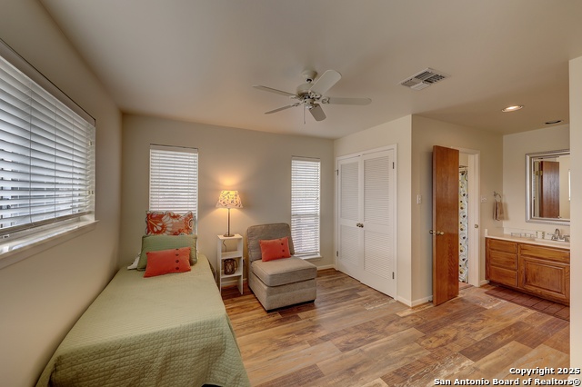 Image 41 of 76 For 647 Blue Sage Loop