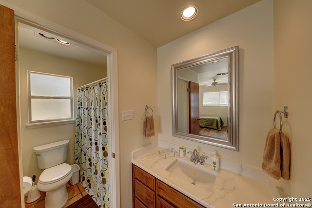 Image 42 of 76 For 647 Blue Sage Loop