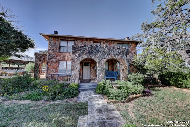 Image 73 of 76 For 647 Blue Sage Loop