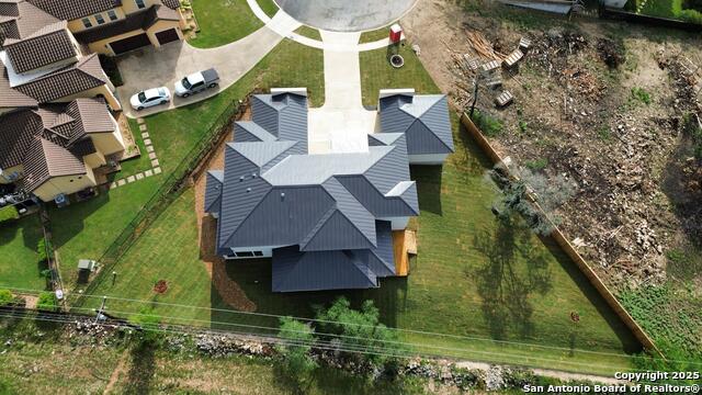 Image 7 of 14 For 303 Pleasant Knoll
