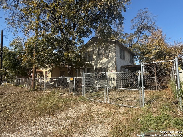 Details for 1221 Center  , San Antonio, TX 78202