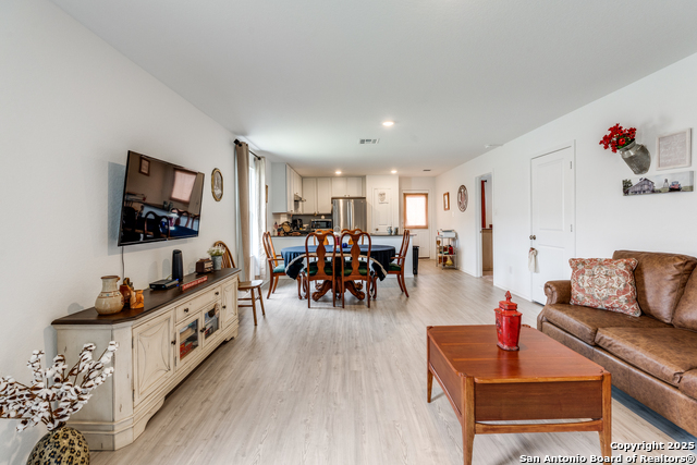 Image 10 of 27 For 9223 Honey Mesquite