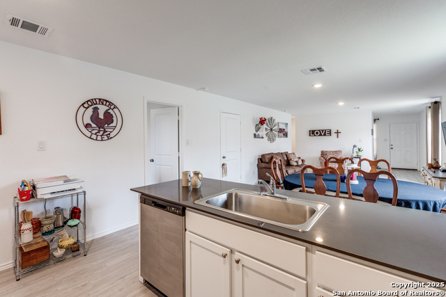 Image 16 of 27 For 9223 Honey Mesquite