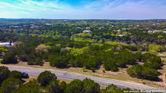 Image 24 of 33 For 231 Greystone