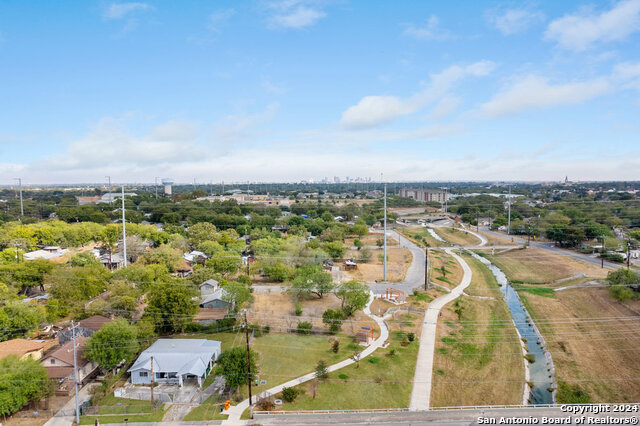 Image 10 of 10 For 332 San Ignacio Ave N