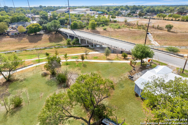 Image 6 of 10 For 332 San Ignacio Ave N