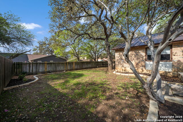 Listing photo id 30 for 8418 Timber Bridge