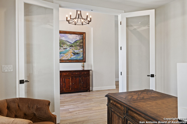 Image 12 of 71 For 10900 Ranch Road 1323