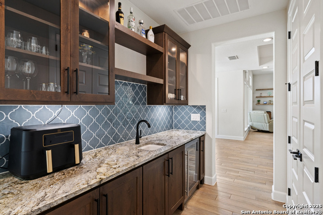 Image 40 of 71 For 10900 Ranch Road 1323